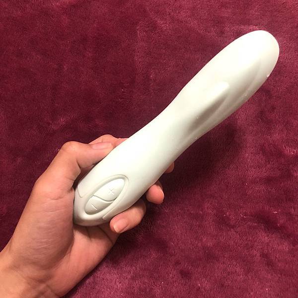 【2024情趣用品排行榜】如何挑選妳的第一支按摩棒?網友激推