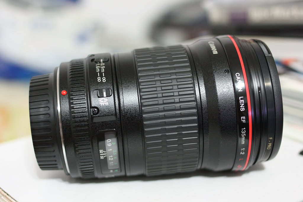 Canon EF 135mm f/2L USM