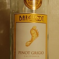 Barefoot pinot grigio label