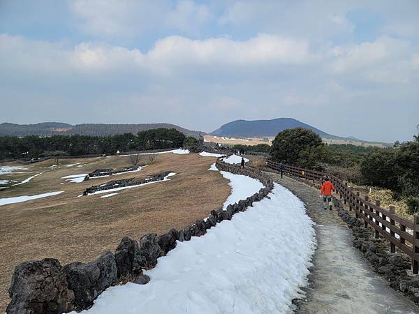 韓國濟州島×釜山D2(113.01.26～30)