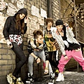 2NE1 4