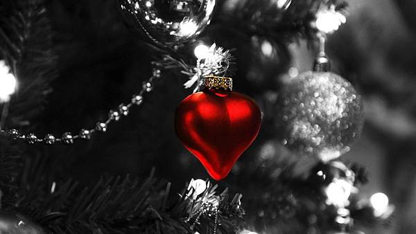 Christmas-Heart-768x1366