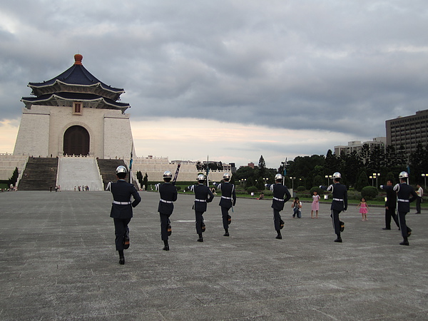 在咕基眼裡