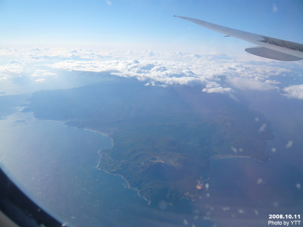 看到陸地了!!雖然不知道是北海道還是日本本島XD