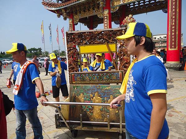 甲午年高雄鳳邑海洋代天府五府千歲往南鯤鯓代天府謁祖進香