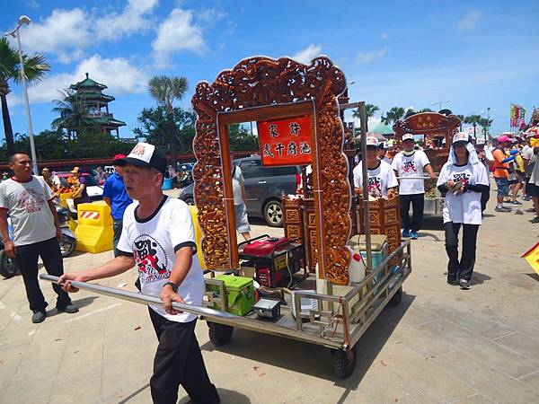 丁酉年高雄許家 池府千歲 往南鯤鯓代天府謁祖進香