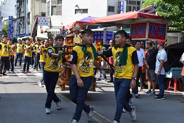 丁酉年屏東南州陳公館保安廣澤尊王往台南南勢街西羅殿謁祖進香三年圓科暨恭請鎮殿保安廣澤尊王回鑾遶境