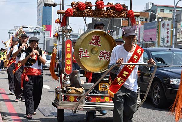 丁酉年屏東南州陳公館保安廣澤尊王往台南南勢街西羅殿謁祖進香三年圓科暨恭請鎮殿保安廣澤尊王回鑾遶境