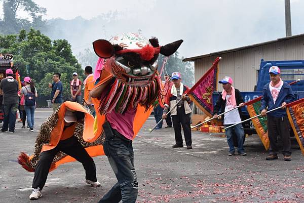 丁酉年嘉義竹崎沙坑 林家 降龍尊者 往觸口龍隱寺謁祖進香三年圓科