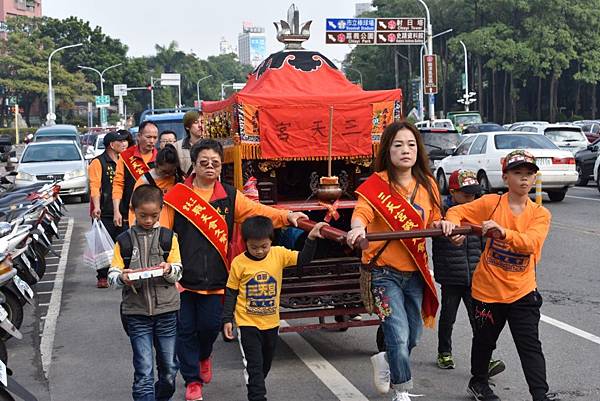 丁酉年嘉邑戰天門三天宮 久戰太子 往新營太子宮進香三年圓科