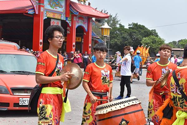 戊戌年高雄草衙 李家 天上聖母 往東石笨港口蚶仔寮港口宮三載圓科謁祖進香