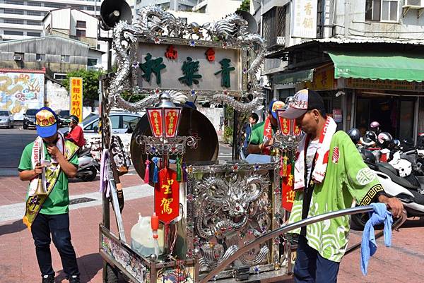 戊戌年台南關廟代天府 范府千歲 往台南開基玉皇宮觐朝進香