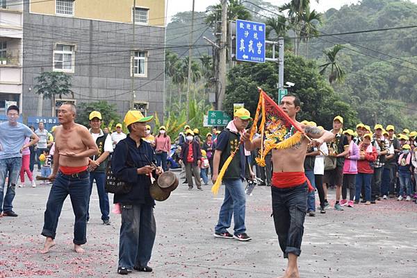 戊戌年高雄市大樹區興山里北極殿 北極玄天上帝 往嘉義竹崎沙坑真武宮會香