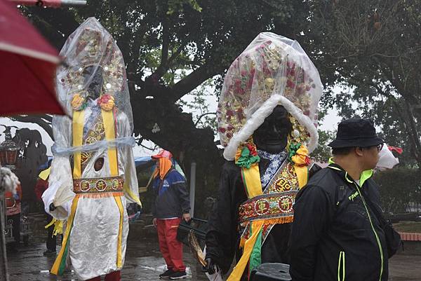 庚子年東山聖炎會 往 西螺福興宮 半天岩紫雲寺 東山碧軒寺 謁祖三載圓香