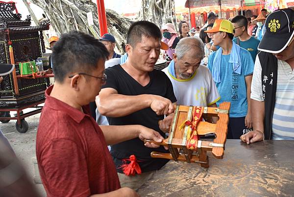 庚子年嘉義牛墟尾西安宮安溪城隍爺往鹿草中寮安溪城隍廟謁祖進香