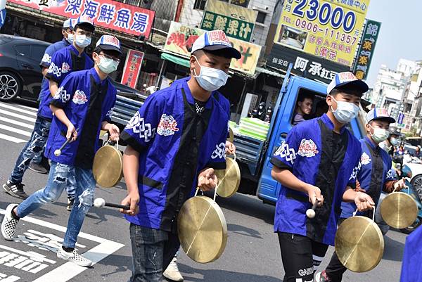 辛丑年高雄市 余家 觀音佛祖 范府千歲 中壇元帥往南廠保安宮謁祖進香三載圓科