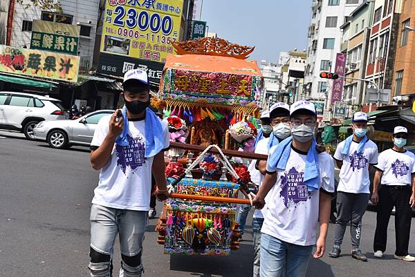 辛丑年高雄市 余家 觀音佛祖 范府千歲 中壇元帥往南廠保安宮謁祖進香三載圓科