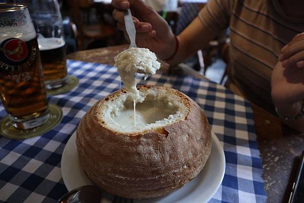 Bratislava 吃吃 1.slovak pub_190907_0008.jpg