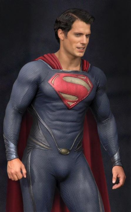 superman-man-of-steel-set-photo-costume-henry-cavill-01