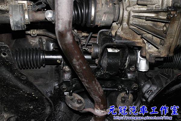 TERCEL 網友:底盤漏油ˋ 引擎亮燈ˋ 怠速轉速異常處理 TERCEL 網友:底盤漏油ˋ 引擎亮燈ˋ 怠速轉速異常處理