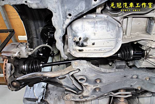 2007 TOYOTA VIOS:電瓶指示燈亮(發電機)、定