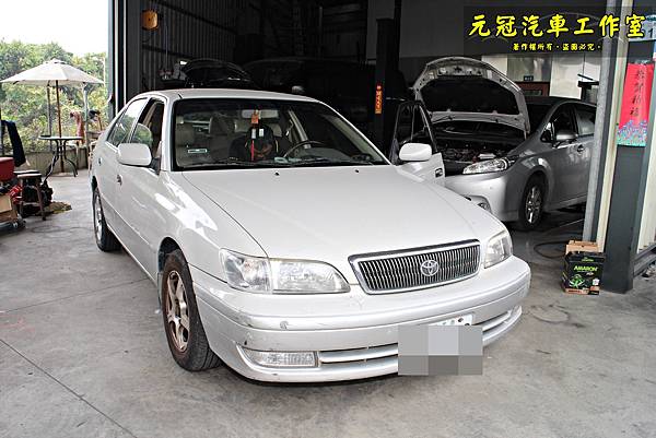 2000 TOYOTA PREMIO 2.0:車子無法排檔處 2000 TOYOTA PREMIO 2.0:車子無法排檔處
