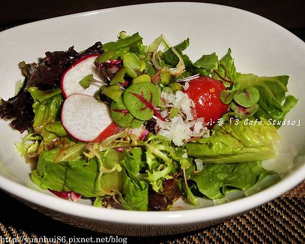 『3 Cafe Studio』異國料理西班牙海鮮烤飯、辣番茄雞肉義大利麵 ~-義式