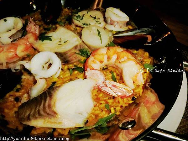 『3 Cafe Studio』異國料理西班牙海鮮烤飯、辣番茄雞肉義大利麵 ~-義式 『3 Cafe Studio』異國料理西班牙海鮮烤飯、辣番茄雞肉義大利麵 ~-義式