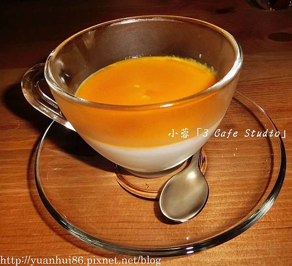 『3 Cafe Studio』異國料理西班牙海鮮烤飯、辣番茄雞肉義大利麵 ~-義式 『3 Cafe Studio』異國料理西班牙海鮮烤飯、辣番茄雞肉義大利麵 ~-義式