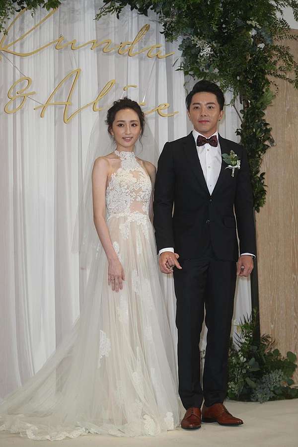 坤達和佳嬿那場有質感的婚禮 阿元的及樂世界 痞客邦
