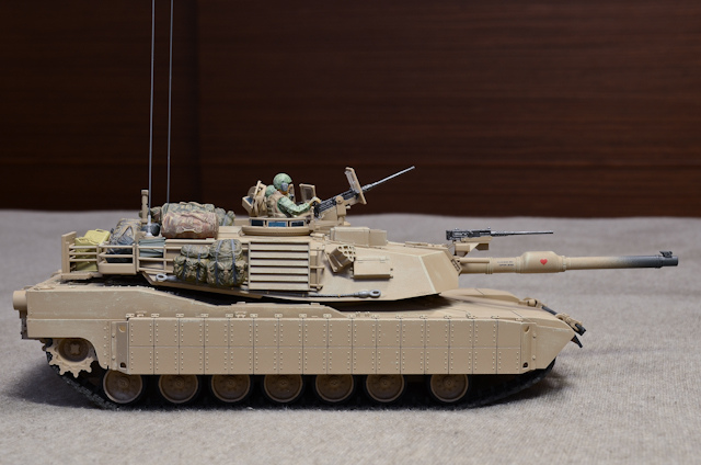 m1a2-04