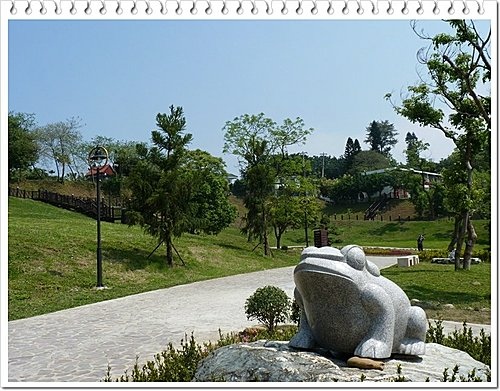 淡水和平公園一滴水紀念館%26;黑殿飯店04.jpg