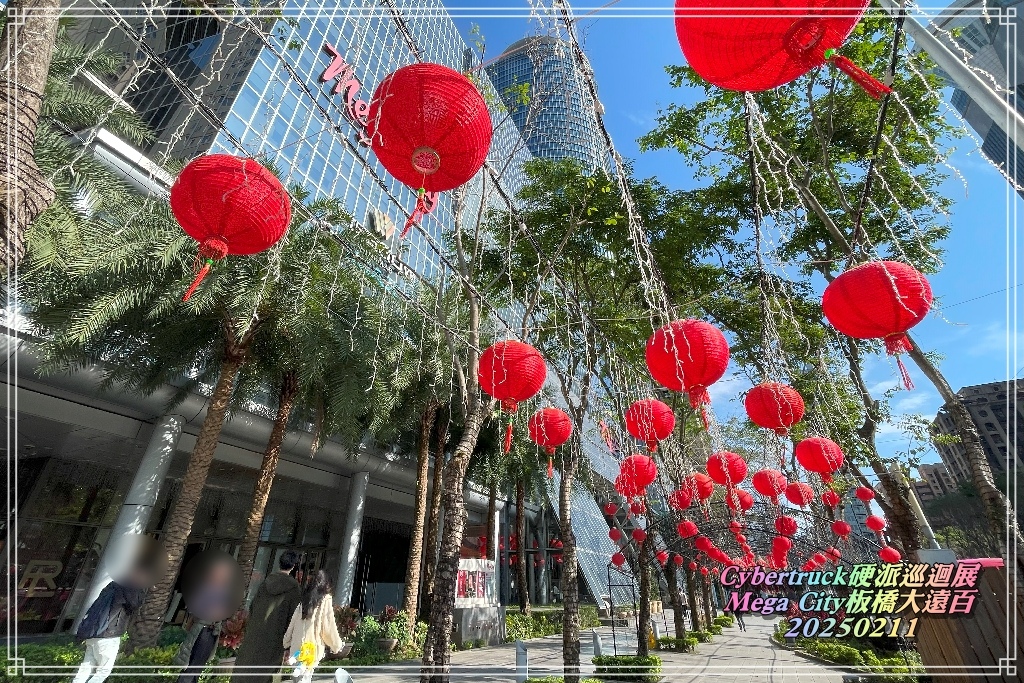 Cybertruck硬派巡迴展2025021100.jpg