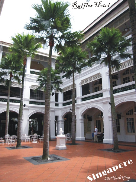 Raffles-1.jpg Raffles-1.jpg