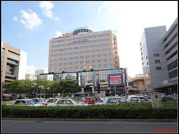 南九州Day5-6博多Hakata JR車站自由逛街購物019.jpg