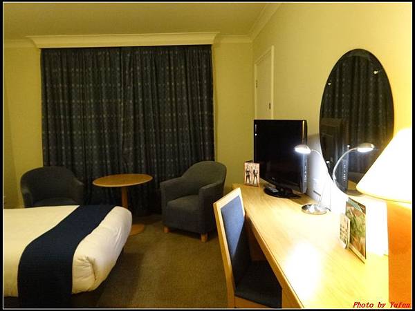 英倫day3-9-Holiday Inn Edinburgh 0023.jpg