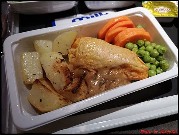 義大利day2-1 (新加坡-米蘭)000038.jpg