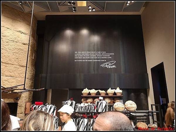 義大利day2-3 星巴克000049.jpg