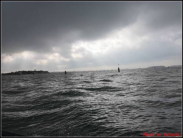 義大利day4-3 搭船前往Burano彩色島000005.jpg