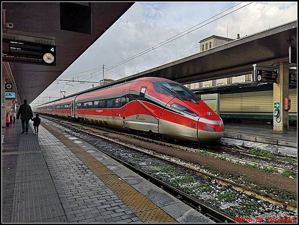義大利day4-4 午餐自理+法拉利高速列車(ITALO)000094.jpg