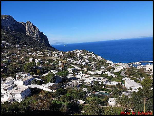 義大利day7-3 空中纜車(Chair lift)鳥瞰卡布里島000105.jpg