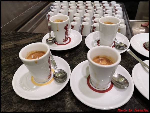義大利day9-3 萬神殿+ 金杯咖啡000081.jpg