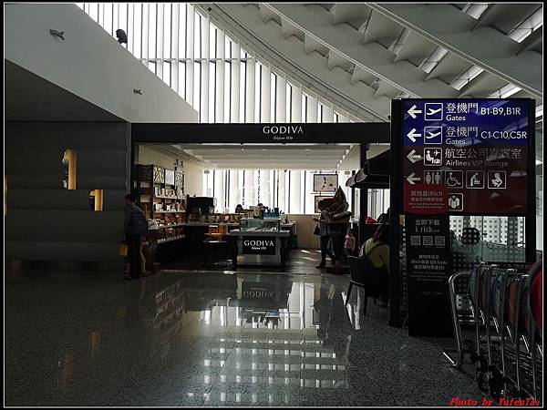 澳門DAY1-1機場017.jpg