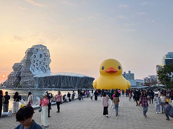 2024. 2 Rubber Duck back to Ka