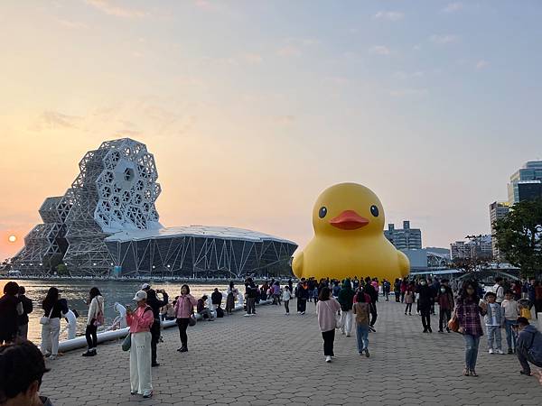 2024. 2 Rubber Duck back to Ka