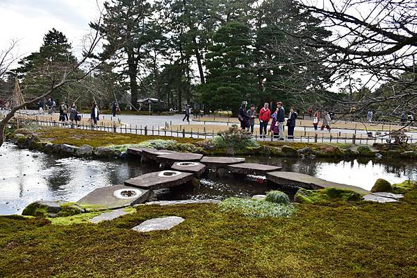 《日本》4 北陸冬戀戲雪~庄川遊船、湯之國森林傳統工藝村、兼