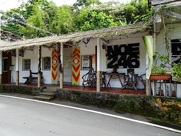 《台北市》內湖~龍船岩步道，離市區近又能滿足刺激感的步道