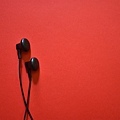 earphones-listen-music-590330