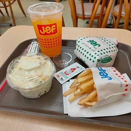 『2025沖繩』A&W漢堡、JEF漢堡、市場本通商店街