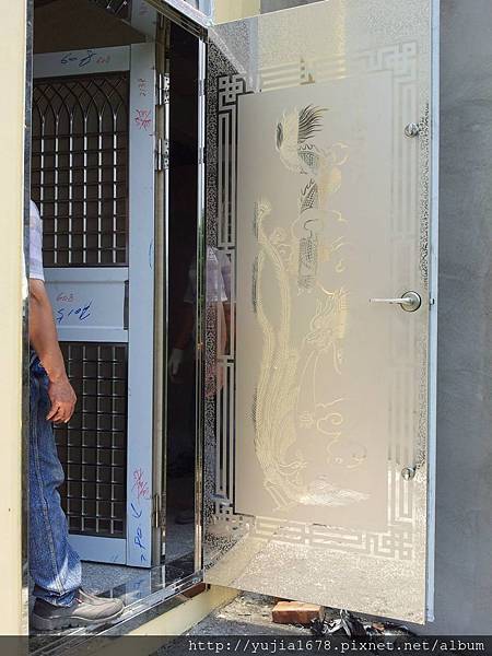 不鏽鋼雙玄關內外防盜門 安裝製作過程
